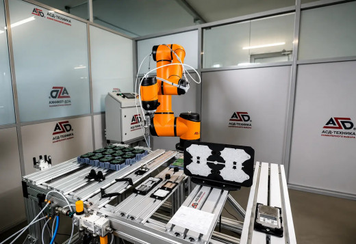 Kobot AUBO автодозирование электронных компонентов